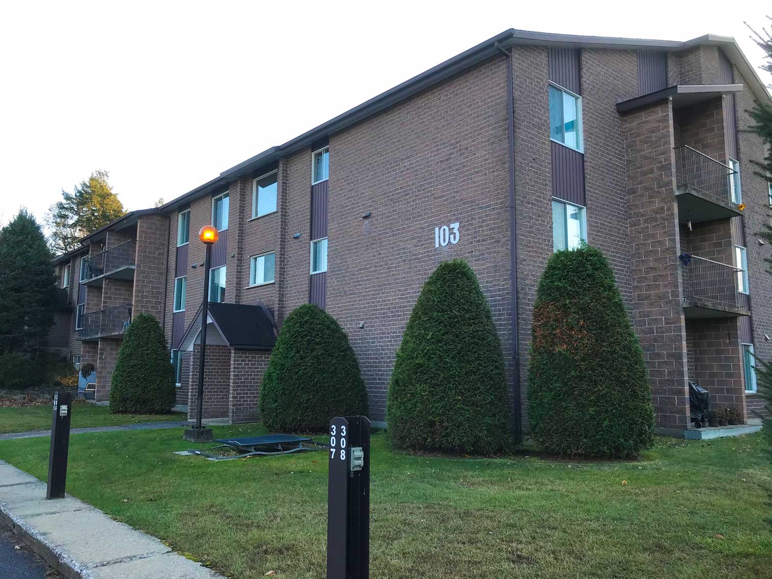 Oxford Residence Affordable Rents in Lennoxville, Sherbrooke